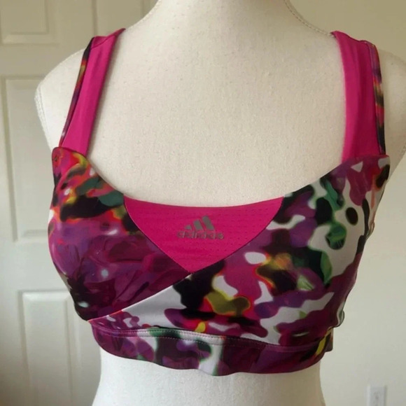 Adidas GT Supernova Green Print‎ and Mesh Logo Sports Bra Size Small (8/10) - Picture 8 of 12